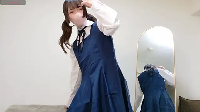 Snapshot of mi-na-chaaan chatting on April 2026 01:54:01 AM mi-na-chaaan online show from April 2026 01:54:01 AM