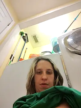 Snapshot of sexyymeli chatting on March 2026 07:42:01 AM sexyymeli online show from March 2026 07:42:01 AM