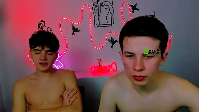 Snapshot of emil_lucky chatting on March 2026 07:40:01 PM emil lucky online show from March 2026 07:40:01 PM