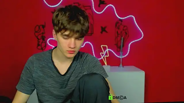 Snapshot of emil_lucky chatting on March 2026 11:06:01 PM emil lucky online show from March 2026 11:06:01 PM