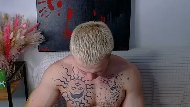 SterlingNoir online show from February 2026 10:33:01 AM