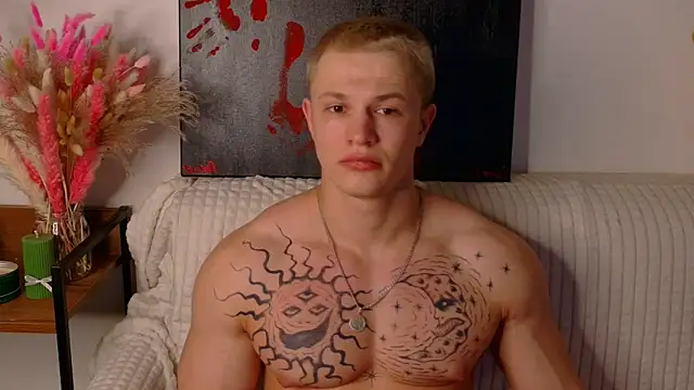 Snapshot of SterlingNoir chatting on March 2026 09:08:01 PM SterlingNoir online show from March 2026 09:08:01 PM