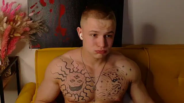 Snapshot of SterlingNoir chatting on March 2026 09:37:02 PM SterlingNoir online show from March 2026 09:37:02 PM