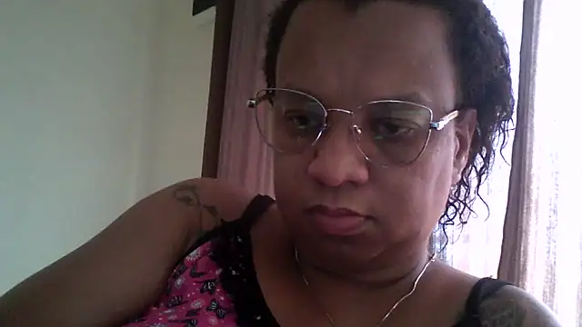 Snapshot of Mineirasafada2026 chatting on May 2026 04:23:01 PM Mineirasafada2026 online show from May 2026 04:23:01 PM
