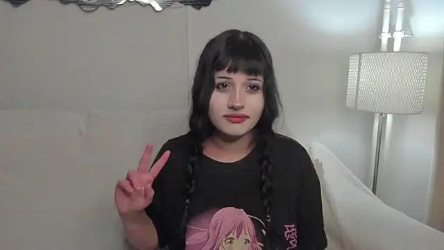 Snapshot of Maxi_mia_1 chatting on February 2026 04:27:01 AM Maxi mia 1 online show from February 2026 04:27:01 AM