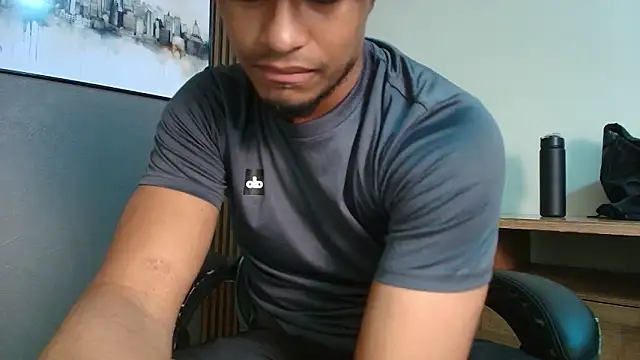 Kai Moreno online show from February 2026 07:48:01 PM