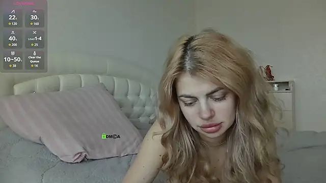 ShamlesssAdell online show from April 2026 06:00:02 AM