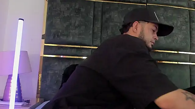 GaelyCoral online show from February 2026 11:27:02 AM