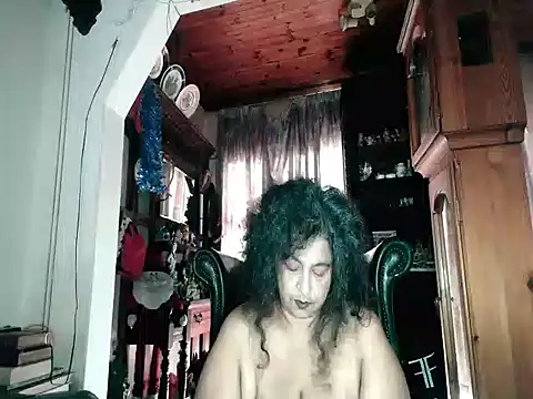 Snapshot of cosmicstar chatting on April 2026 12:33:01 PM cosmicstar online show from April 2026 12:33:01 PM