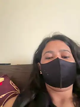 raavigirl online show from March 2026 02:49:01 AM