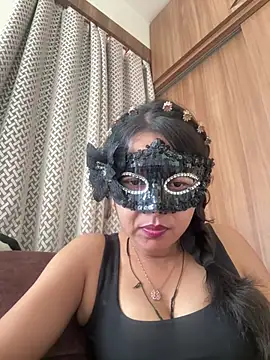 raavigirl online show from June 2026 07:32:02 AM