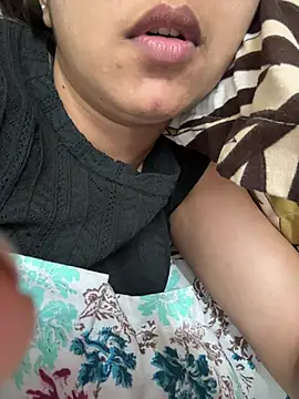 raavigirl online show from July 2026 05:30:02 PM
