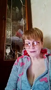 Snapshot of SophieBurns chatting on May 2026 09:06:01 AM SophieBurns online show from May 2026 09:06:01 AM