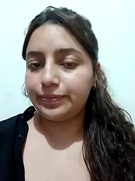 Snapshot of MajoArias chatting on March 2026 03:34:01 AM MajoArias online show from March 2026 03:34:01 AM