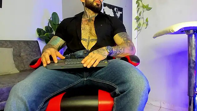 Alessrose online show from February 2026 07:39:02 PM