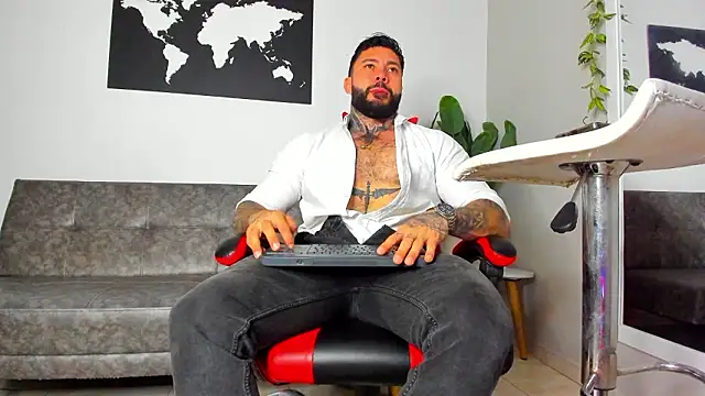 Alessrose online show from February 2026 07:41:01 PM