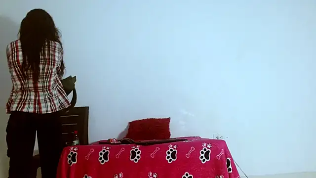 Snapshot of karolsweetvagi chatting on April 2026 05:04:02 PM karolsweetvagi online show from April 2026 05:04:02 PM