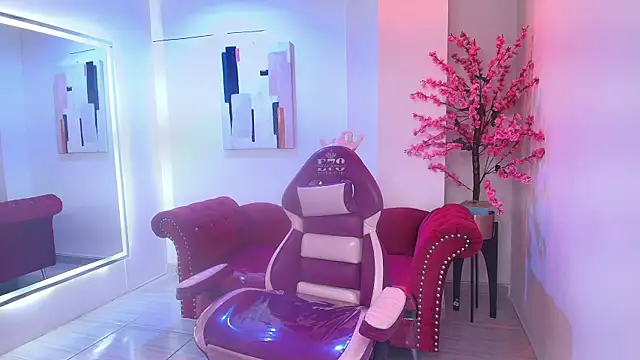 Snapshot of Alanna__scott chatting on April 2026 04:26:02 AM Alanna scott online show from April 2026 04:26:02 AM