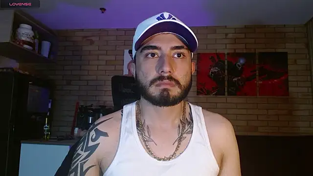 Snapshot of dave_wolf7 chatting on March 2026 06:06:02 AM dave wolf7 online show from March 2026 06:06:02 AM