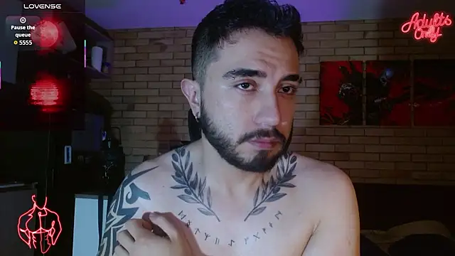 Snapshot of dave_wolf7 chatting on March 2026 06:08:01 AM dave wolf7 online show from March 2026 06:08:01 AM