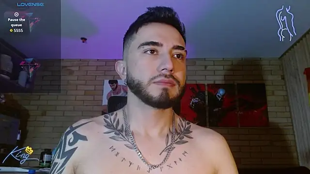 Snapshot of dave_wolf7 chatting on April 2026 08:26:02 AM dave wolf7 online show from April 2026 08:26:02 AM