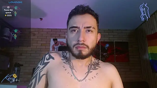 Snapshot of dave_wolf7 chatting on April 2026 06:41:01 AM dave wolf7 online show from April 2026 06:41:01 AM