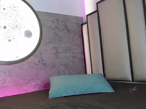 Sharlo Alvarez online show from February 2026 08:16:01 PM