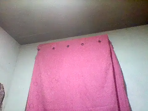 Snapshot of lucyscay_ chatting on April 2026 07:36:01 AM lucyscay online show from April 2026 07:36:01 AM