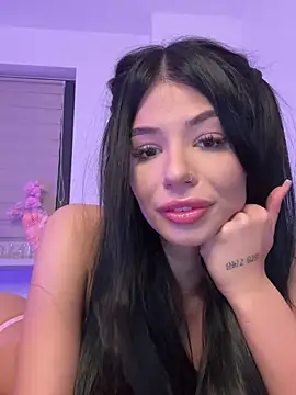 VivienDiamond online show from February 2026 11:01:01 PM