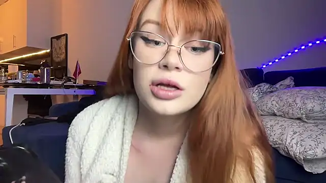 Sophiirose online show from April 2026 07:45:02 PM