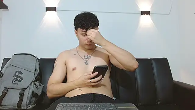 Snapshot of Philip_Jons chatting on March 2026 09:30:01 PM Philip Jons online show from March 2026 09:30:01 PM