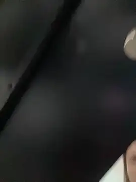 Snapshot of -Nuna- chatting on April 2026 12:05:01 AM -Nuna- online show from April 2026 12:05:01 AM