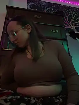 Snapshot of mommynxttie chatting on March 2026 09:16:01 AM mommynxttie online show from March 2026 09:16:01 AM