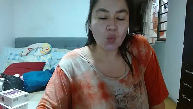 Karo sexy online show from January 2025 07:37:01 PM