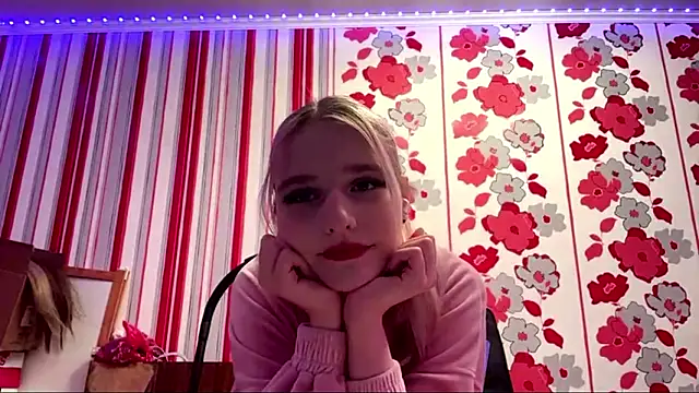 MiaBerlateen online show from February 2026 03:06:01 PM