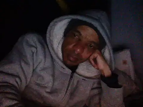 lavelle26 online show from May 2026 08:06:02 PM