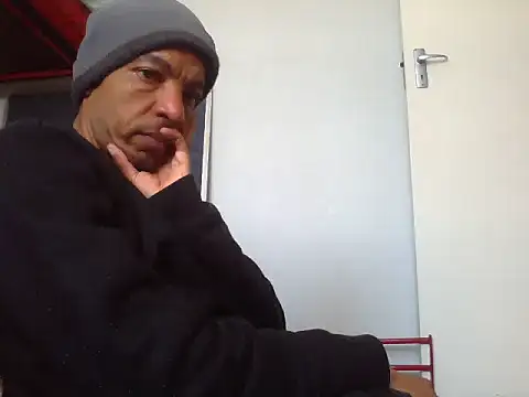 lavelle26 online show from May 2026 10:47:01 AM
