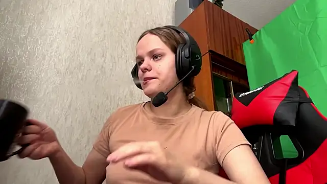 PurrfectPlay online show from March 2026 10:32:01 AM