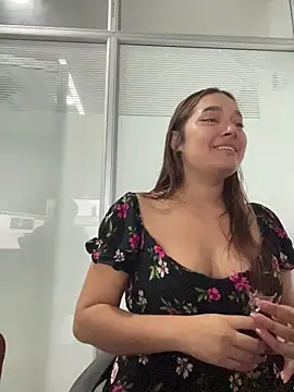 Emily Harpeer online show from March 2026 11:44:02 AM