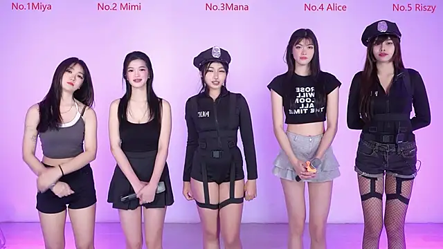 Velvet-girl online show from February 2026 10:19:01 AM