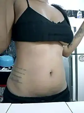 Snapshot of Zoe_Renata chatting on April 2026 10:19:02 AM Zoe Renata online show from April 2026 10:19:02 AM