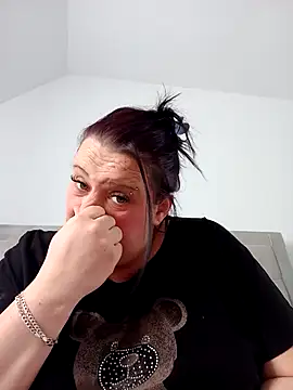 louisa36 online show from March 2026 01:36:01 PM