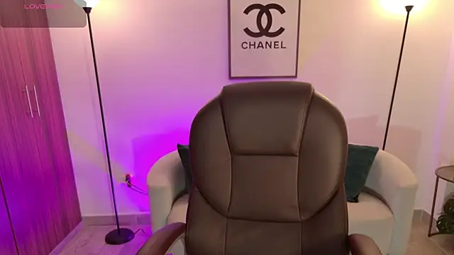 Snapshot of nix_rave1 chatting on April 2026 07:25:02 PM nix rave1 online show from April 2026 07:25:02 PM