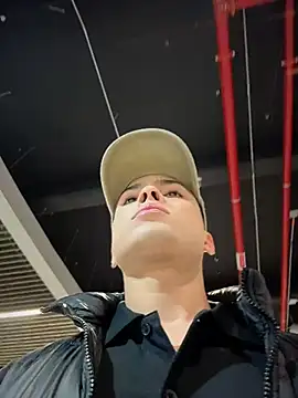 Eros lee online show from May 2026 10:44:02 PM