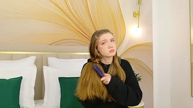 Snapshot of StacyHicks chatting on March 2026 03:07:02 PM StacyHicks online show from March 2026 03:07:02 PM