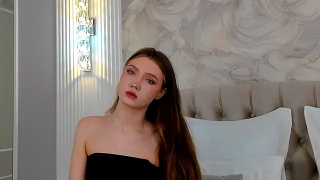 StacyHicks online show from April 2026 03:05:01 PM