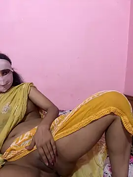 Snapshot of Hello_Priya16 chatting on April 2026 10:58:02 PM Hello Priya16 online show from April 2026 10:58:02 PM