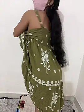 Snapshot of Hello_Priya16 chatting on August 2026 07:54:02 AM Hello Priya16 online show from August 2026 07:54:02 AM
