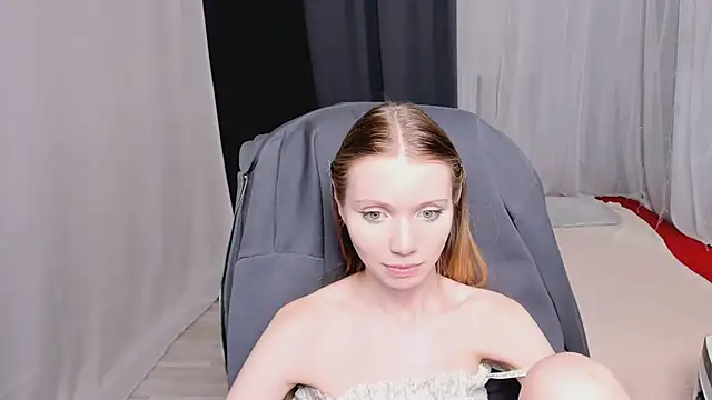 Snapshot of lada2k4 chatting on February 2026 05:44:01 PM lada2k4 online show from February 2026 05:44:01 PM