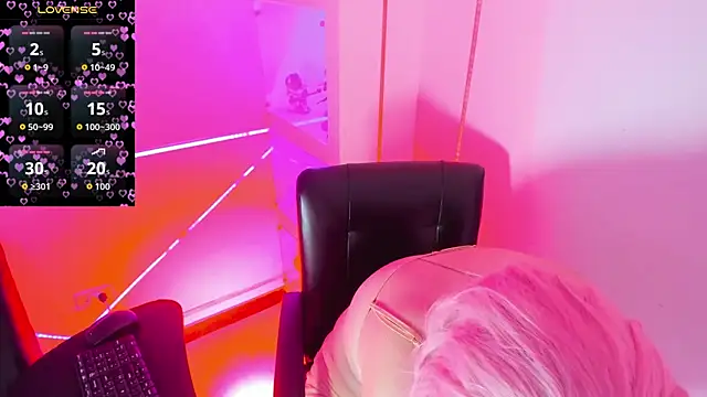 JoycePierce online show from February 2026 12:34:01 PM